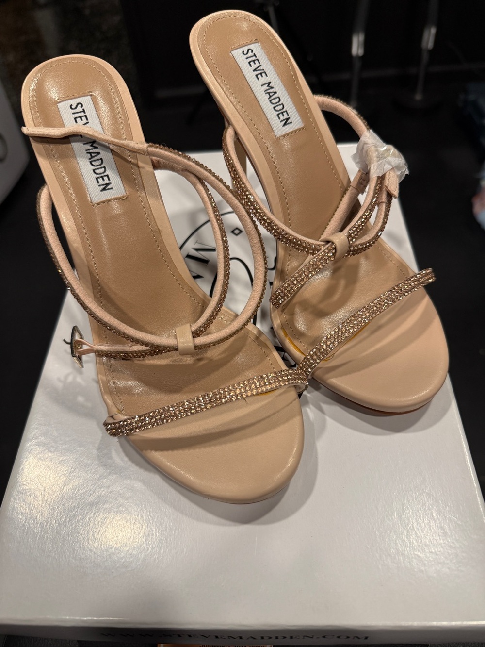 Steve Madden Festive Blush Brand New Shoe  —